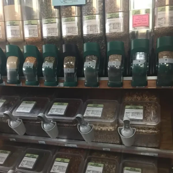 Food Fantasies - Herbs and Bulk aisle, scoops and dispensers - Springfield, IL